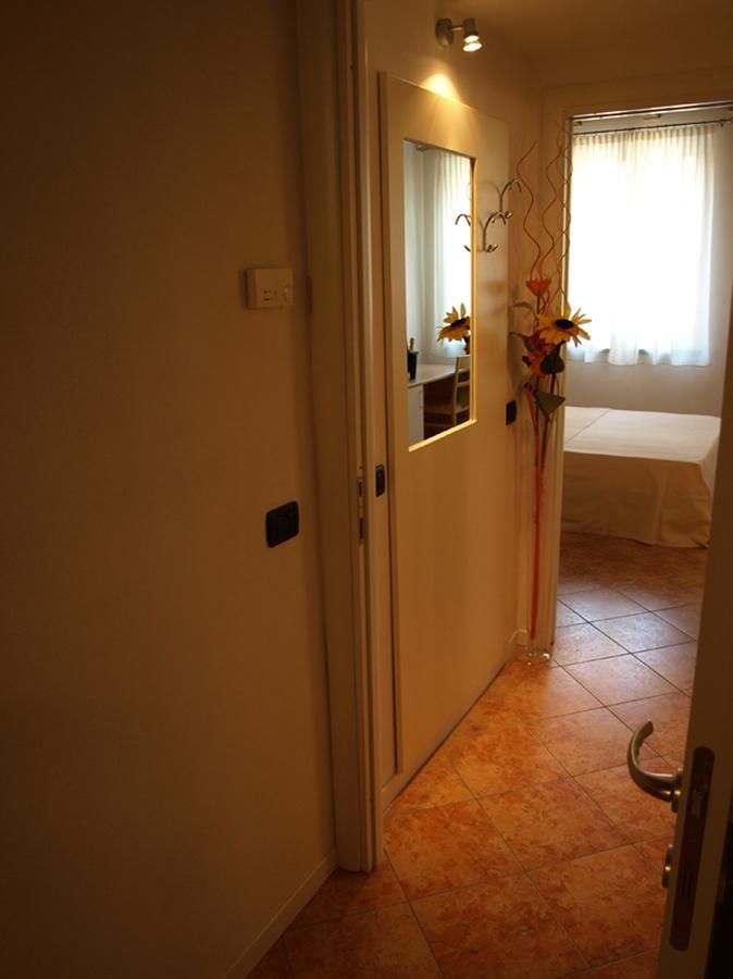Hotel Karol Monza Buitenkant foto