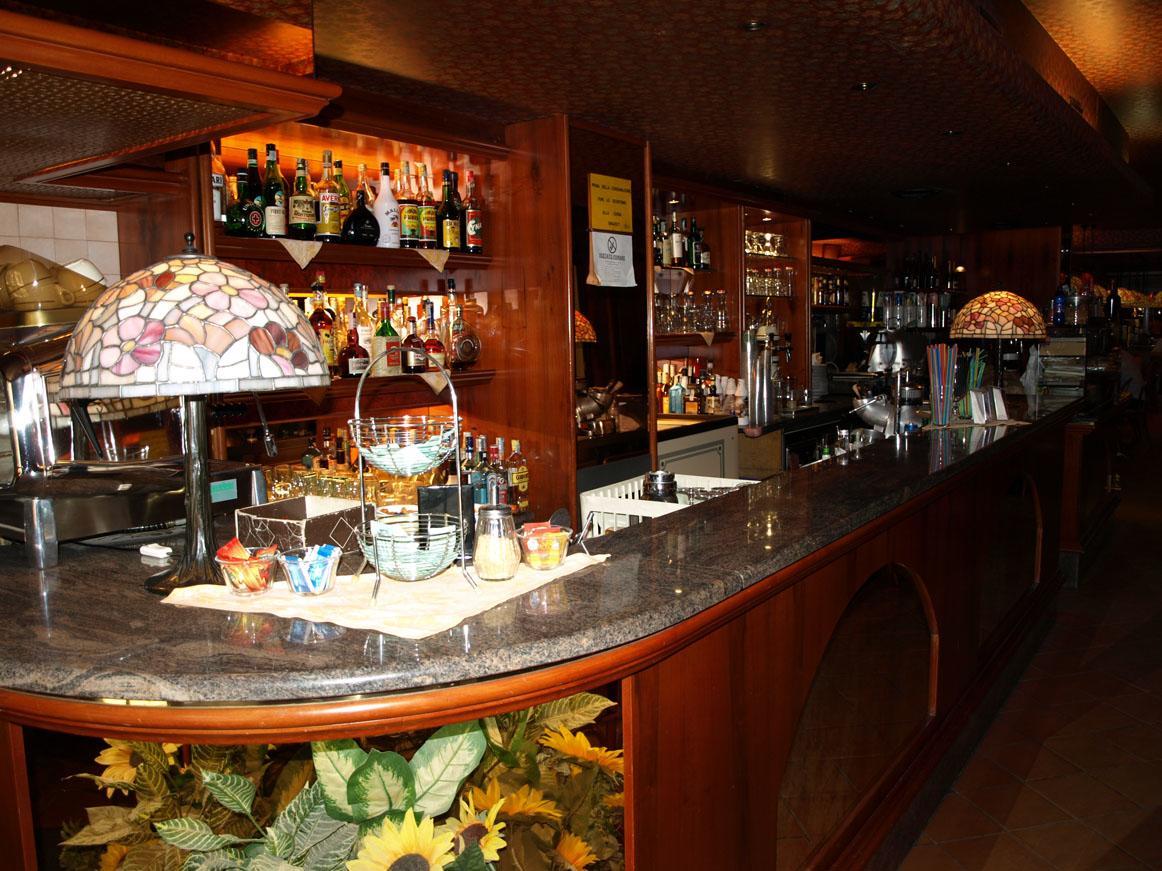 Hotel Karol Monza Buitenkant foto
